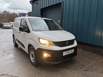 Used Peugeot Partner 2019 for sale - 76883288: Photo
