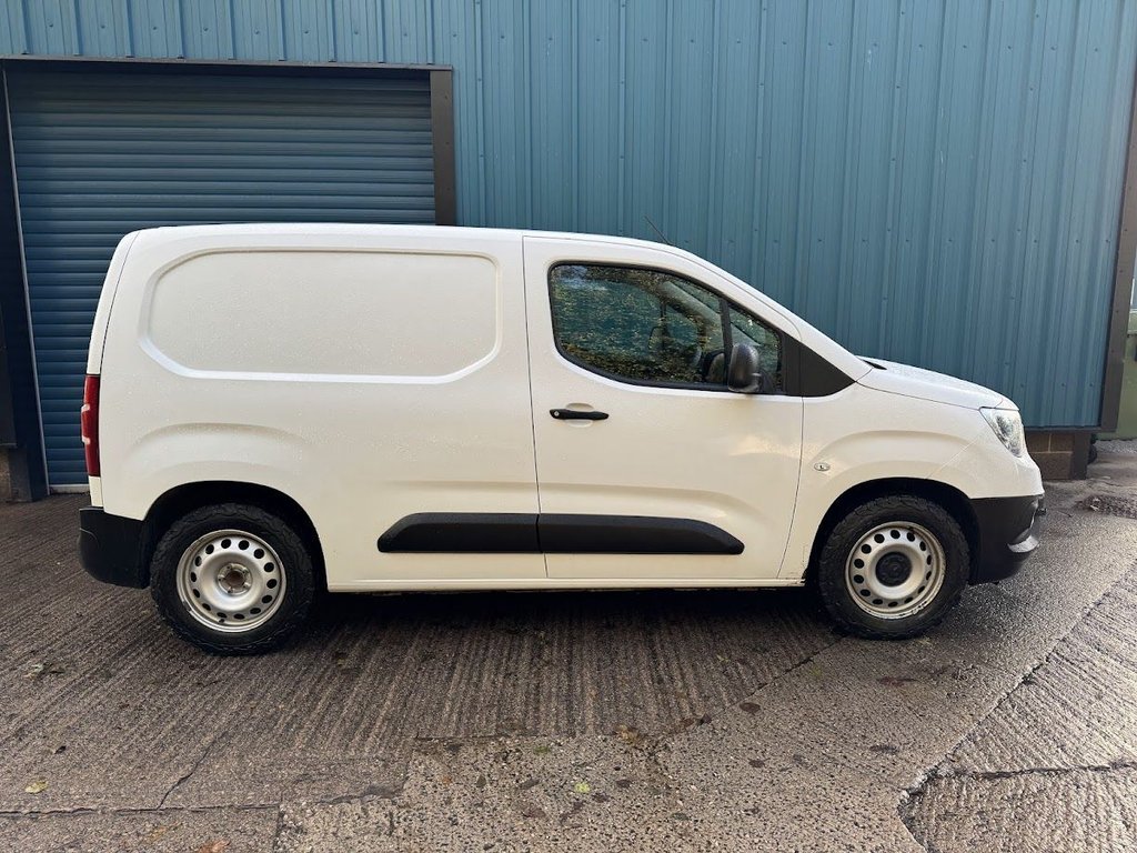 Used Vauxhall Combo 2019 for sale - 76406433: Photo 2