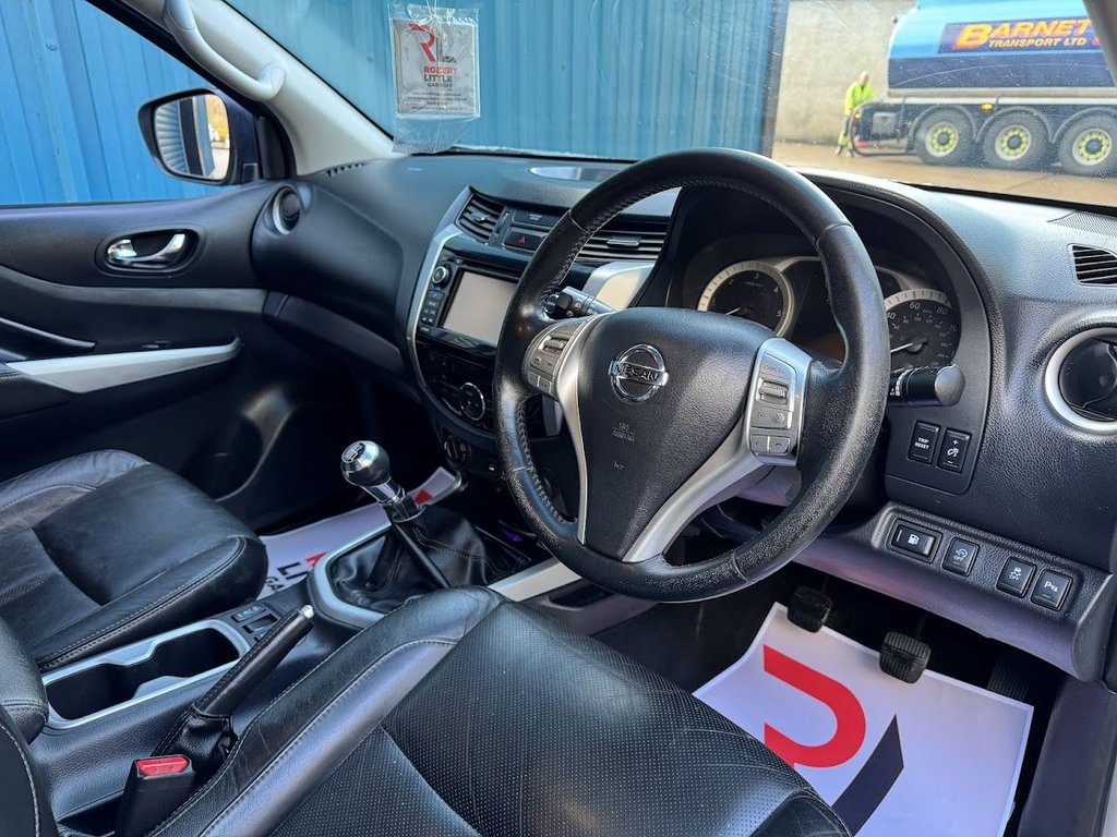Used Nissan Navara 2018 for sale - 77919858: Photo 11