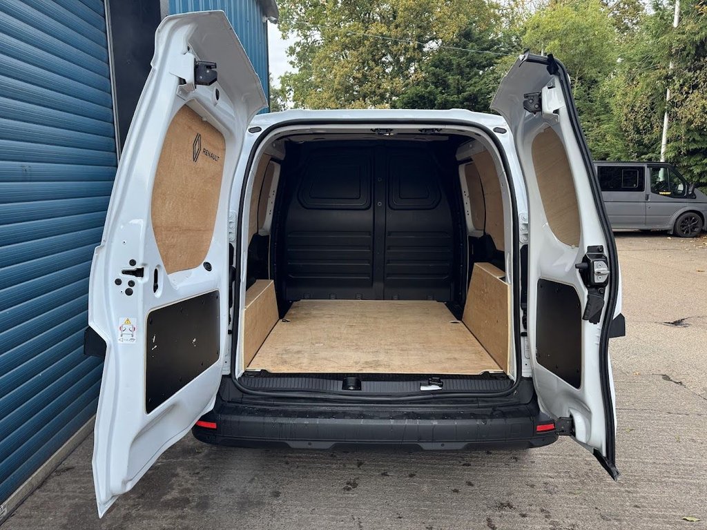 Used Renault Kangoo 2024 for sale - 76356218: Photo 6