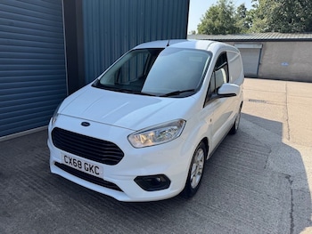 Used Ford Transit Courier 2018 for sale - 79334351: Photo