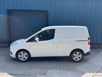Used Ford Transit Courier 2018 for sale - 79334351: Photo