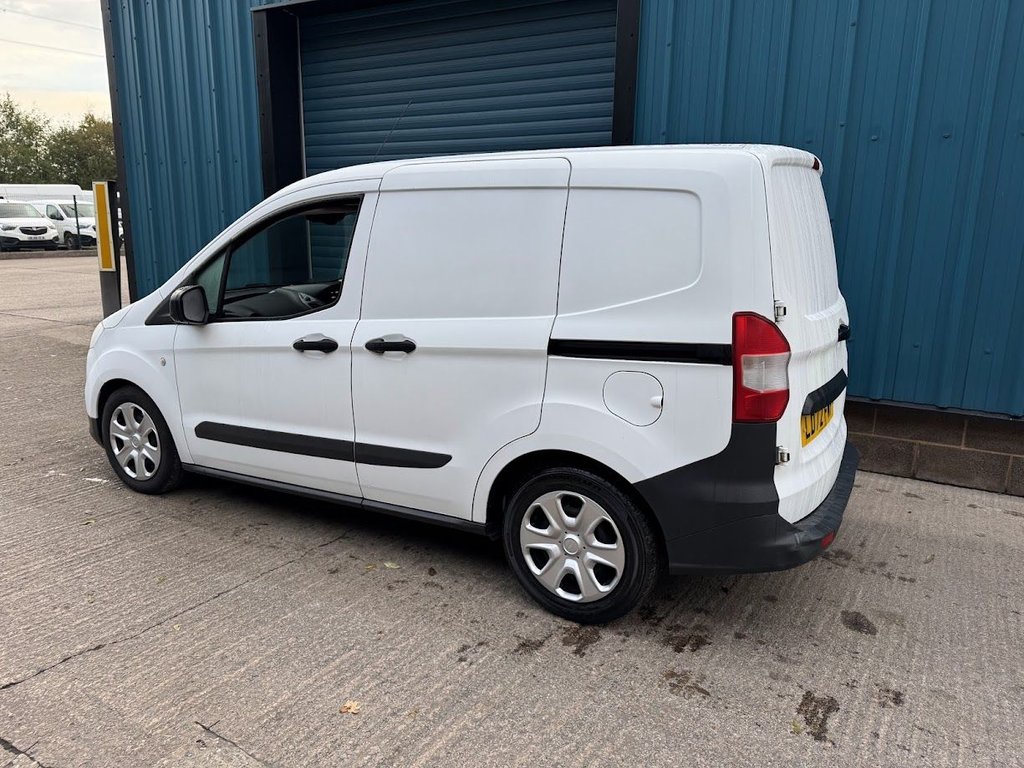 Used Ford Transit Courier 2022 for sale - 76356221: Photo 4