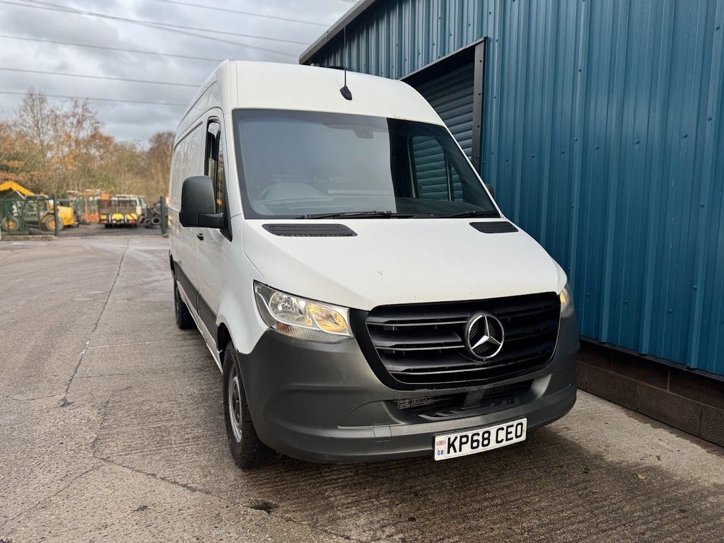Used Mercedes-Benz Sprinter 2018 for sale - 76820385: Photo 2