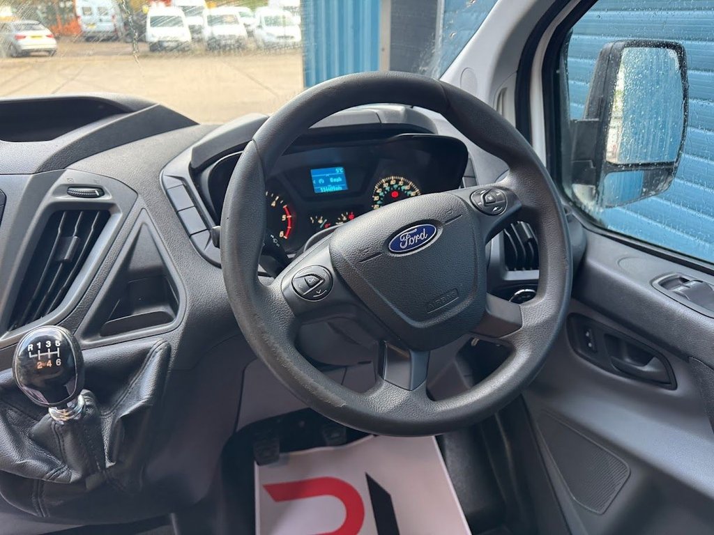 Used Ford Transit Custom 2017 for sale - 76356223: Photo 13
