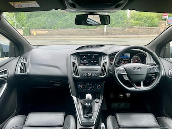 Used Ford Focus 2015 for sale - 75757236: Photo