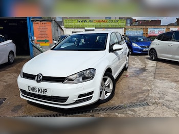 Used Volkswagen Golf 2016 for sale - 78915040: Photo