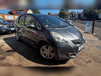 Used Honda Jazz 2013 for sale - 79346633: Photo