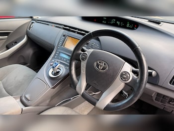Used Toyota Prius 2010 for sale - 79570668: Photo
