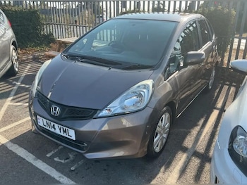 Used Honda Jazz 2014 for sale - 79494809: Photo