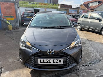 Used Toyota Yaris 2020 for sale - 79668082: Photo