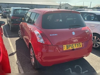 Used Suzuki Swift 2015 for sale - 79519131: Photo