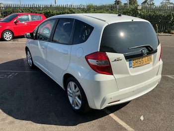 Used Honda Jazz 2013 for sale - 79277242: Photo