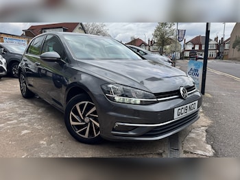 Used Volkswagen Golf 2019 for sale - 78915038: Photo