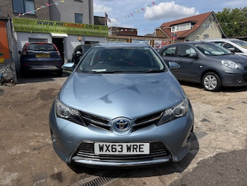 Used Toyota Auris 2013 for sale - 79301588: Photo