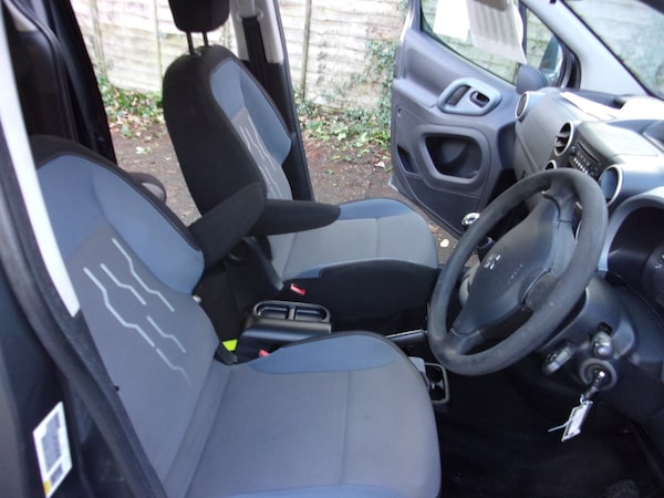 Used Peugeot Partner Tepee 2014 for sale - 75355558: Photo 11