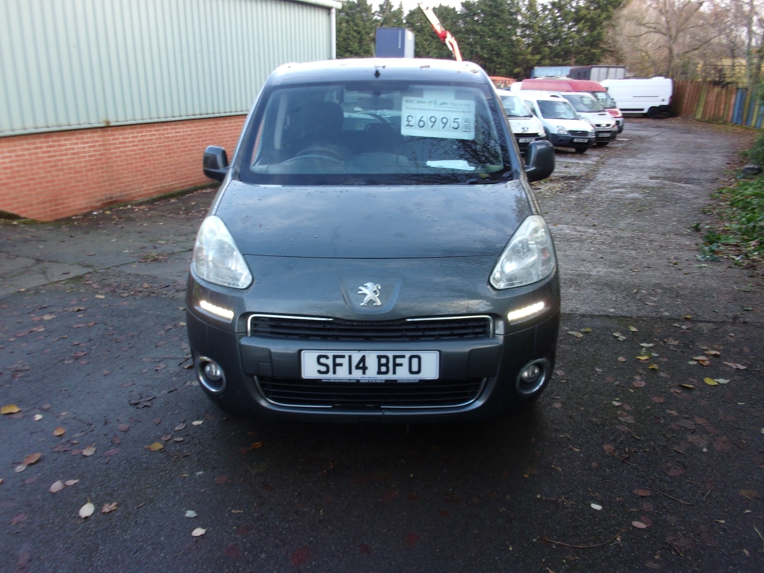 Used Peugeot Partner Tepee 2014 for sale - 76969450: Photo 2