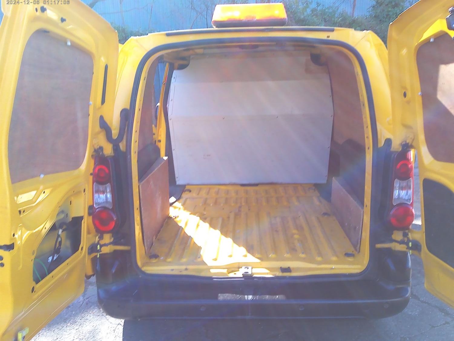 Used Peugeot Partner 2014 for sale - 77743956: Photo 9