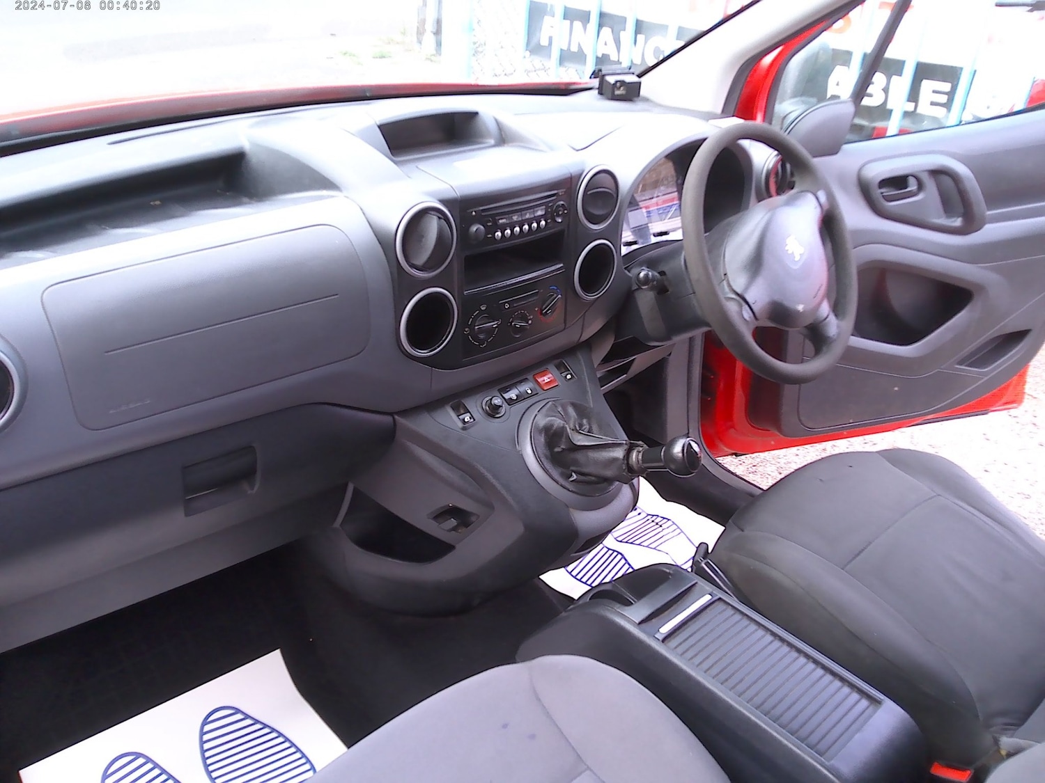 Used Peugeot Partner 2012 for sale - 77617781: Photo 4