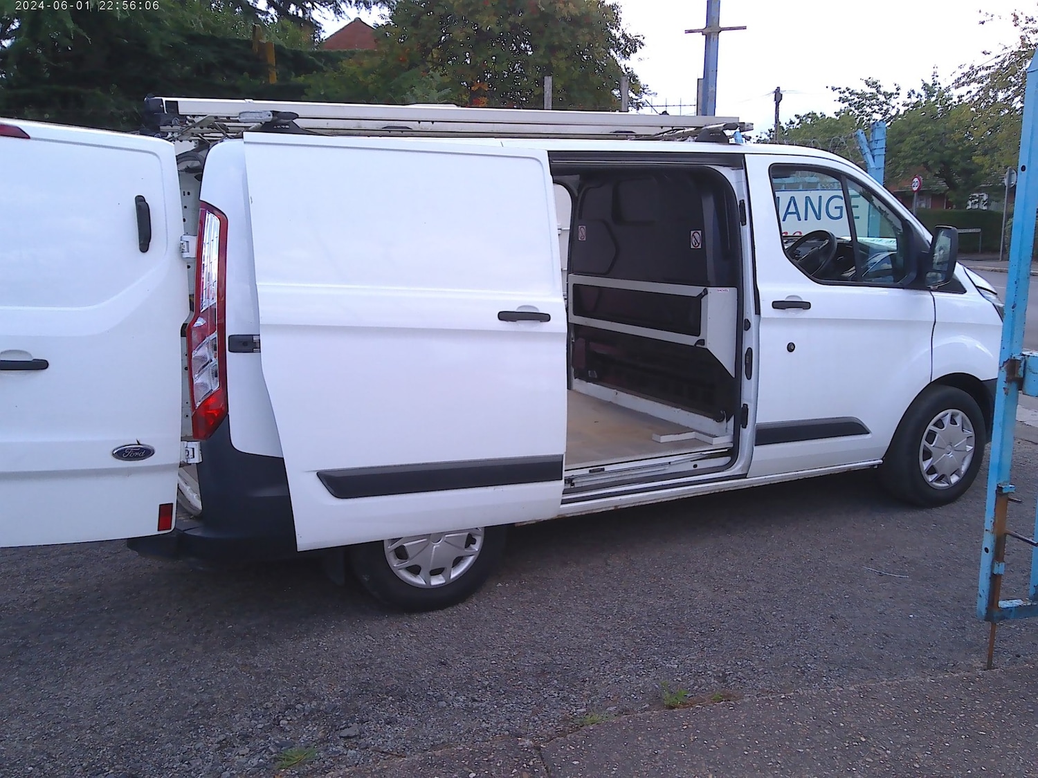 Used Ford Transit Custom 2016 for sale - 77062118: Photo 2