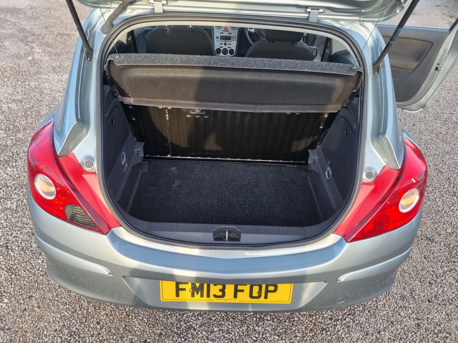 Used Vauxhall Corsa 2013 for sale - 76567856: Photo 23