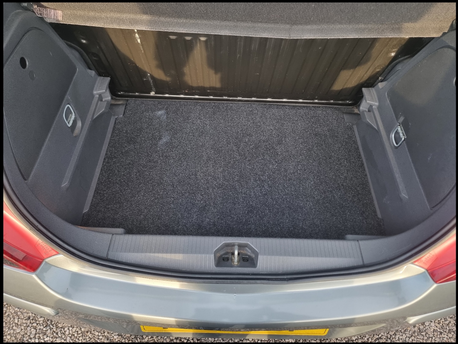 Used Vauxhall Corsa 2013 for sale - 76567856: Photo 24