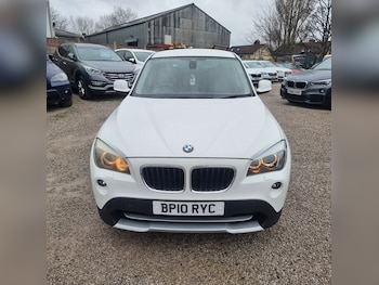 Used BMW X1 2010 for sale - 77732600: Photo