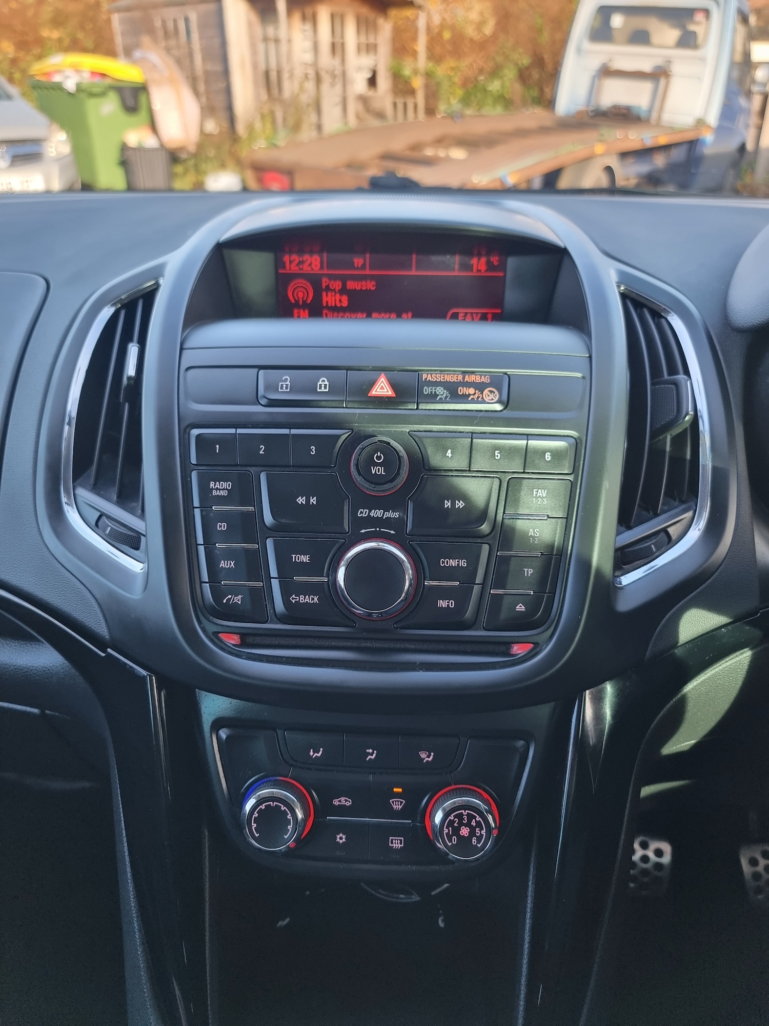 Used Vauxhall Zafira 2015 for sale - 76567835: Photo 17