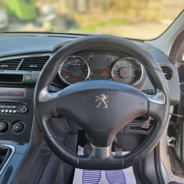 Used Peugeot 3008 2014 for sale - 74138884: Photo 11