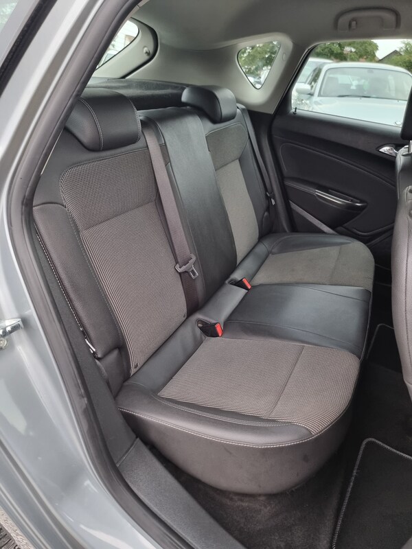 Used Vauxhall Astra 2012 for sale - 76156831: Photo 18