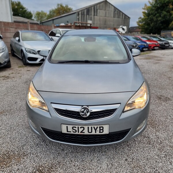 Used Vauxhall Astra 2012 for sale - 76156831: Photo 3