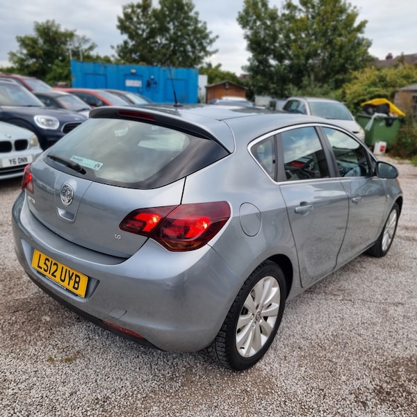 Used Vauxhall Astra 2012 for sale - 76156831: Photo 5