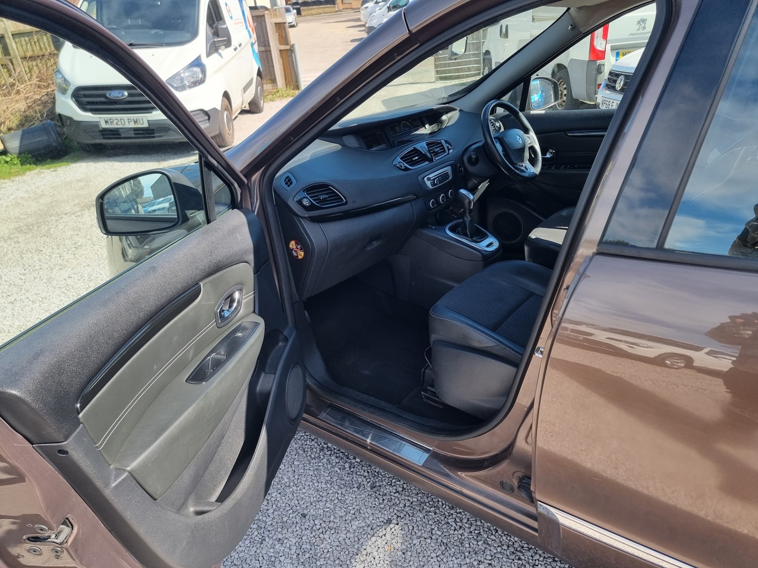 Used Renault Grand Scenic 2013 for sale - 78169173: Photo 28