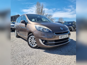Used Renault Grand Scenic 2013 for sale - 78169173: Photo