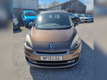 Used Renault Grand Scenic 2013 for sale - 78169173: Photo