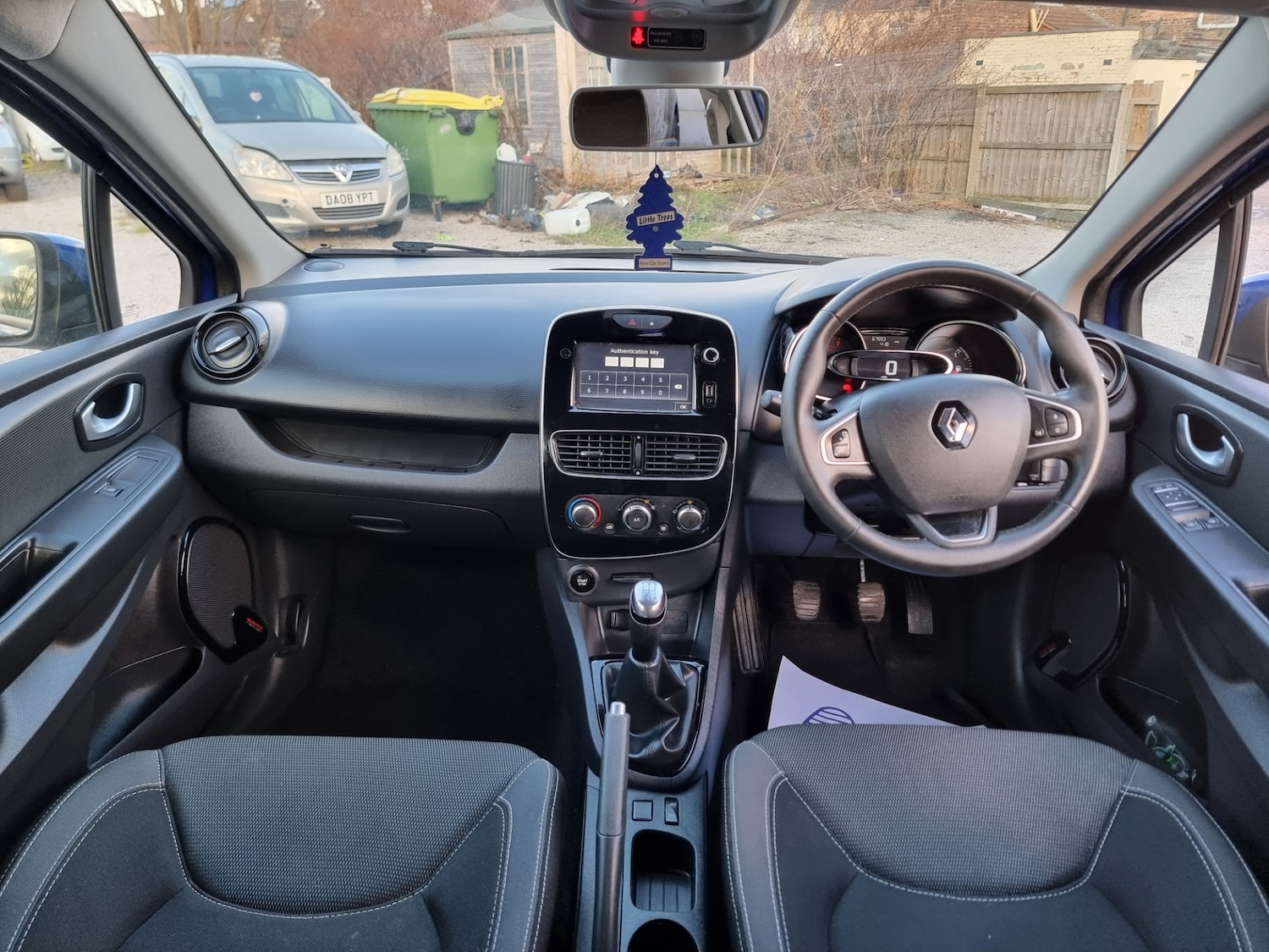 Used Renault Clio 2017 for sale - 77113533: Photo 19