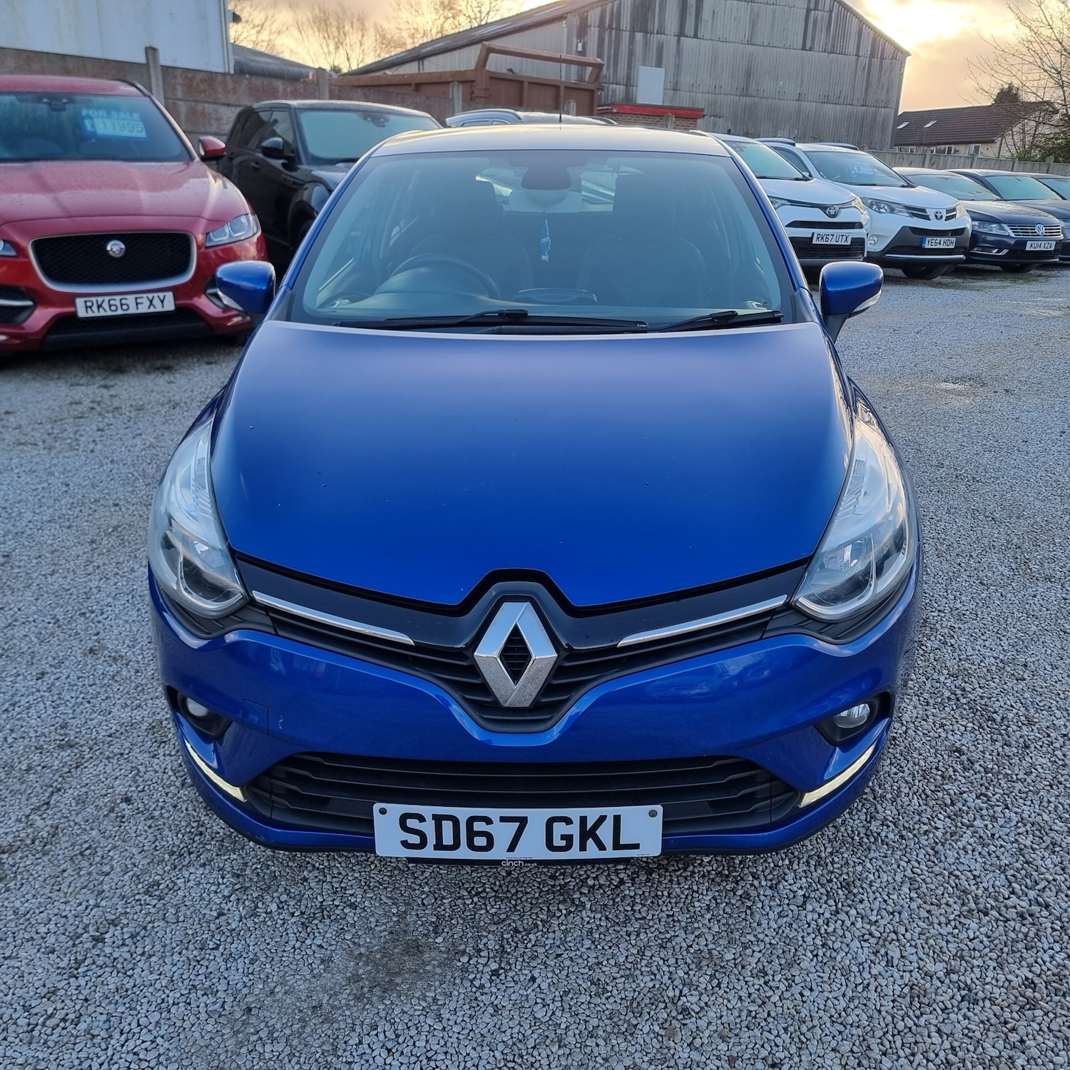 Used Renault Clio 2017 for sale - 77113533: Photo 3