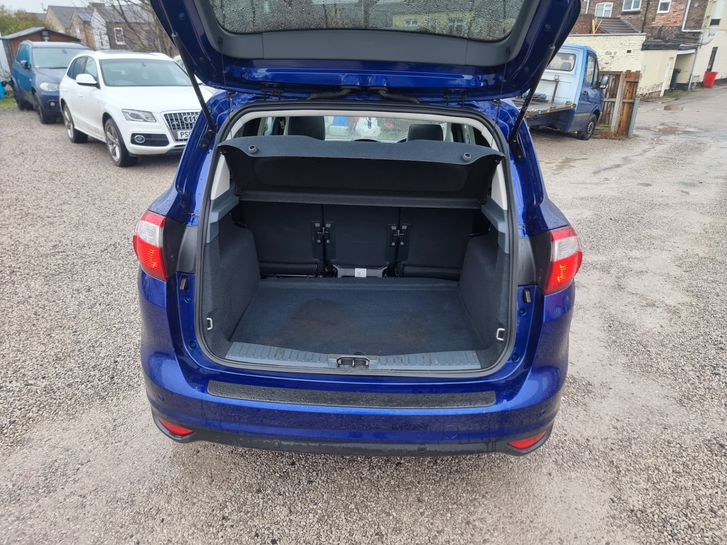 Used Ford C-Max 2015 for sale - 77277657: Photo 28