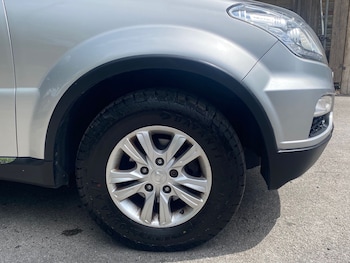 Used Ssangyong Rexton 2017 for sale - 79331402: Photo