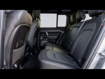 Used Land Rover Defender 110 2024 for sale - 74370487: Photo