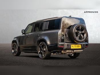Used Land Rover Defender 2025 for sale - 79198957: Photo