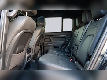 Used Land Rover Defender 2025 for sale - 79198957: Photo