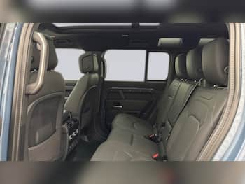 Used Land Rover Defender 2025 for sale - 79725599: Photo