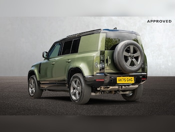 Used Land Rover Defender 2025 for sale - 79199143: Photo