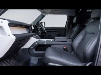 Used Land Rover Defender 90 2024 for sale - 74370505: Photo