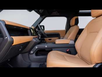 Used Land Rover Defender 90 2023 for sale - 74665424: Photo