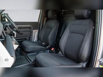 Used Land Rover Defender 2023 for sale - 79198842: Photo