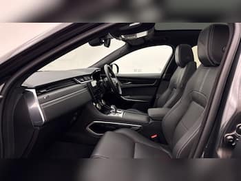 Used Jaguar F-Pace 2025 for sale - 79668782: Photo