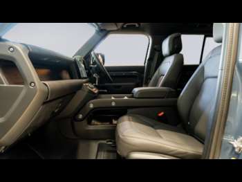 Used Land Rover Defender 2025 for sale - 75049597: Photo