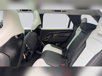 Used Land Rover Range Rover Sport 2024 for sale - 79324139: Photo